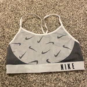 Nike sports bra kids